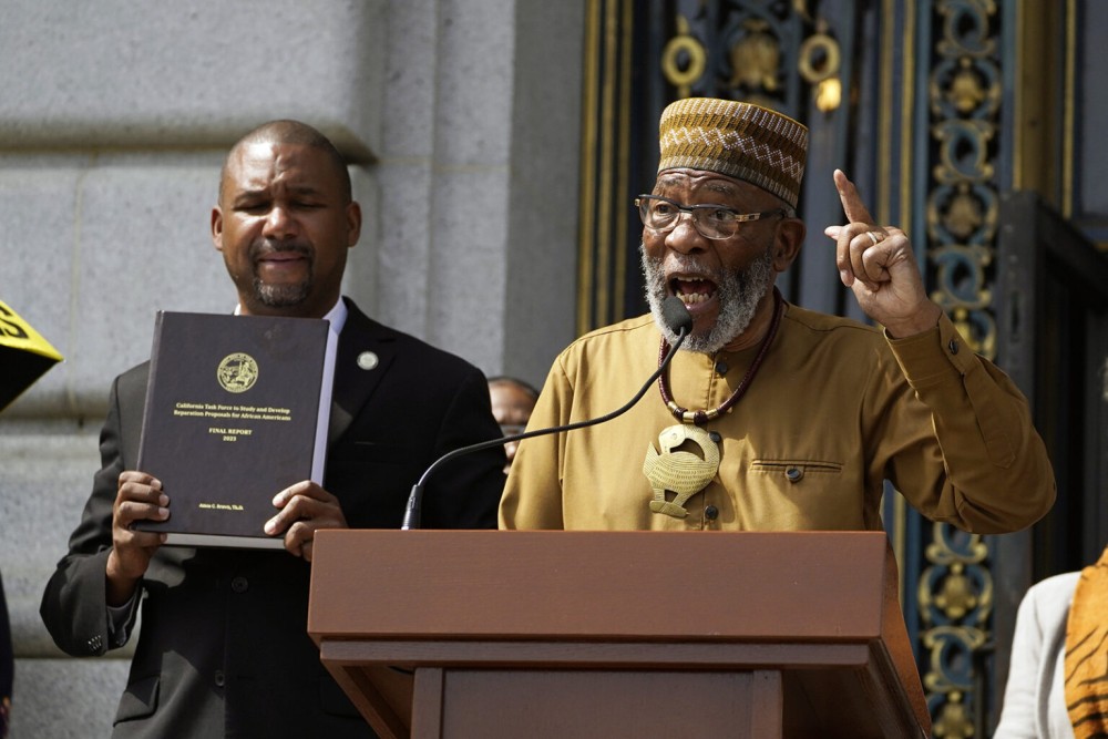 Amos Brown, pastor to Kamala Harris, known for civil rights ...