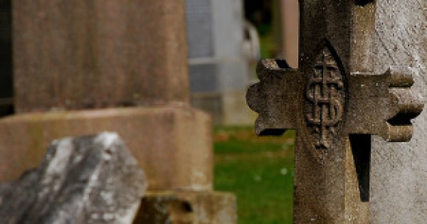 Gravesite blessing | The Christian Century